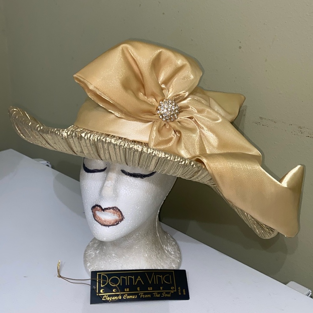 Formal /NWT Donna Vinci SHOWSTOPPER/Dress Hat /Mardi Gras Ball